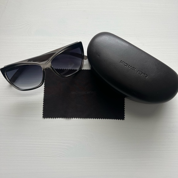 Michael Kors Annie Sunglasses